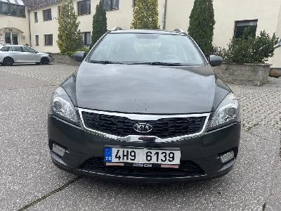 Kia Ceed kombi 1,4i 66kW, 