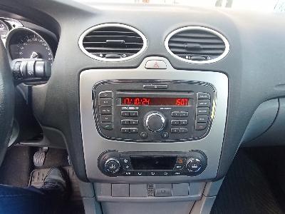 Ford Focus 1.6benzin