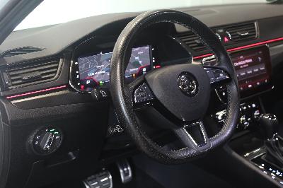 Škoda Superb III 2.0TDI DSG SportLine Display Matrix 