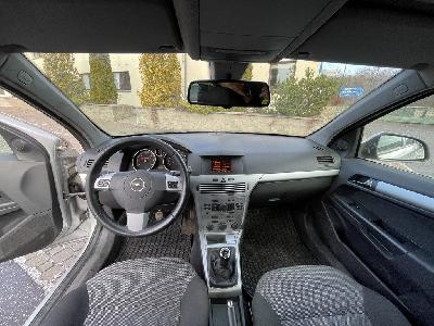 Opel Astra kombi 1,7 CDTI