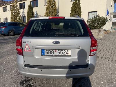 Prodám Kia Ceed 1,6i 92kW kombi rok 2010