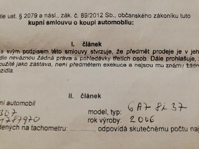Auto s rozbitou spojivkou  -- prodam levně 