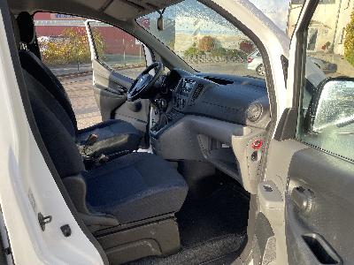 Prodám Nissan NV200 najeto 102000 km