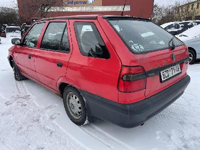 Škoda Felicia kombi 1,3MPi najeto 99244 km první majitel
