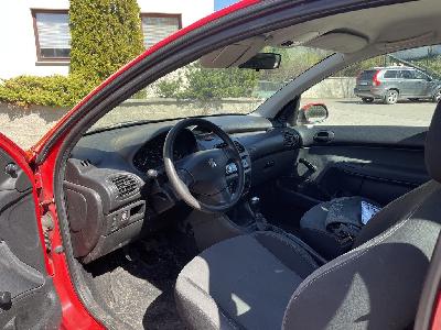 Prodám Peugeot 206 rok 2007, první majitel, najeto 124400 km