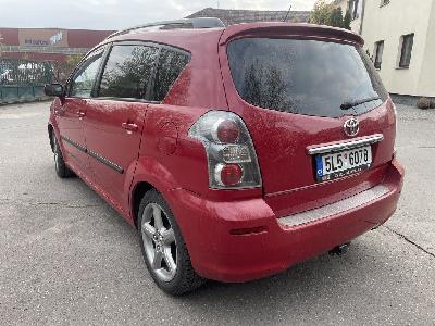 Prodám Toyota Corola Verso 2,2 Diesel 130kW, sedm míst