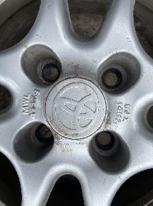 Alu kola i s pneu na Toyota Yaris 175/66 R14, vzorek 7,5mm, zimní vzorek rok 2023