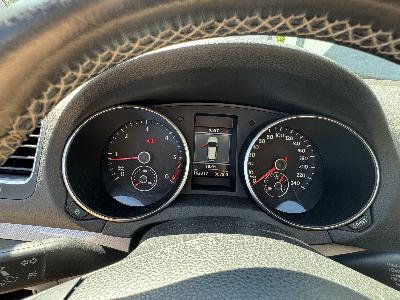 VW Golf 6 1.6 TDI (77 kW) –  MATCH 2012 rok