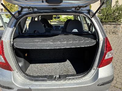 Prodám Honda Jazz 1.3i 57kW rok 2004