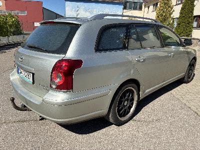 Prodám Toyota Avensis kombi 2.0D  93kW