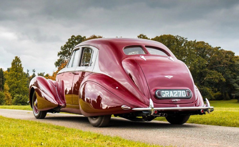Bentley Mk V Corniche (GRA 270) – Život po životech