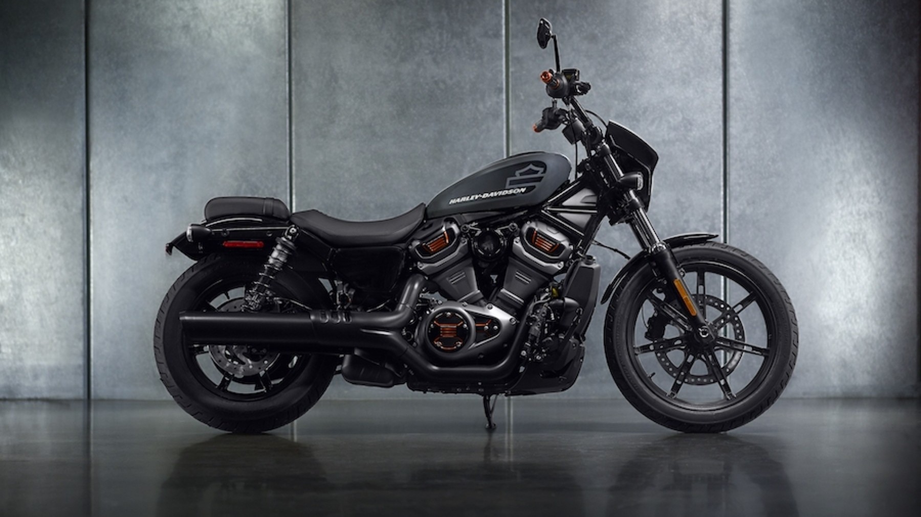 HARLEY-DAVIDSON® NIGHTSTER