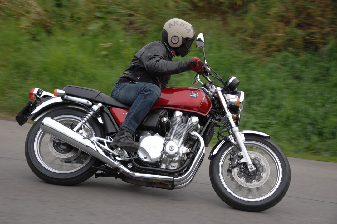 TEST: Honda CB1100EX